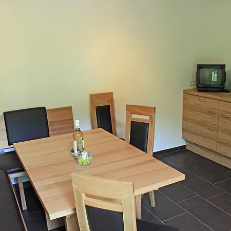 Apart Caroline Apartment